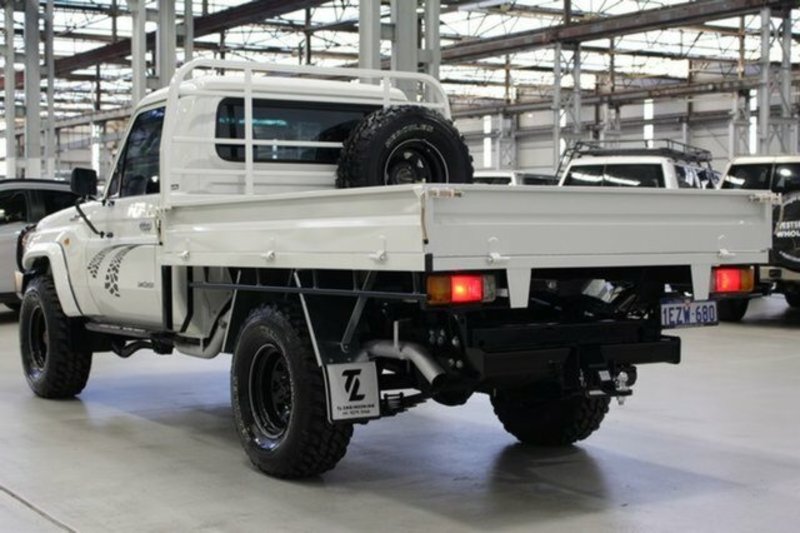 2011 TOYOTA LANDCRUISER WORKMATE (4x4) VDJ79R 09 UPGRADE