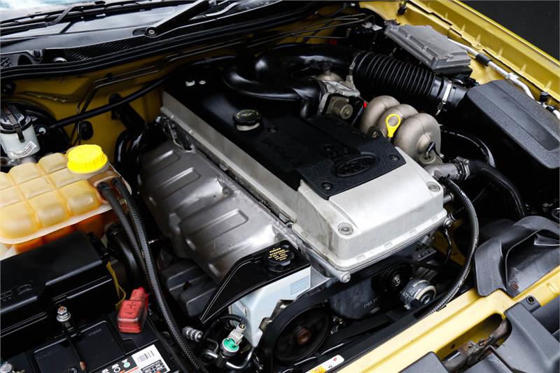 2003 FORD FALCON BA XR6 SPORTS AUTOMATIC SEDAN