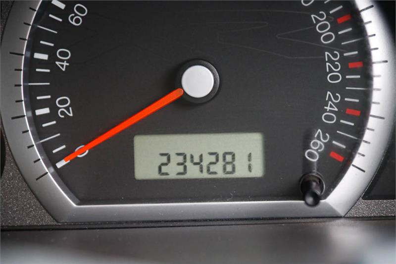 2003 FORD FALCON BA XR6 SPORTS AUTOMATIC SEDAN