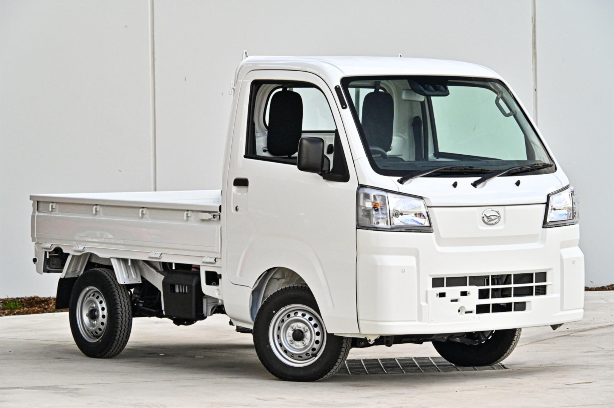 2024 DAIHATSU HI-JET AUTOMATIC 2D UTILITY