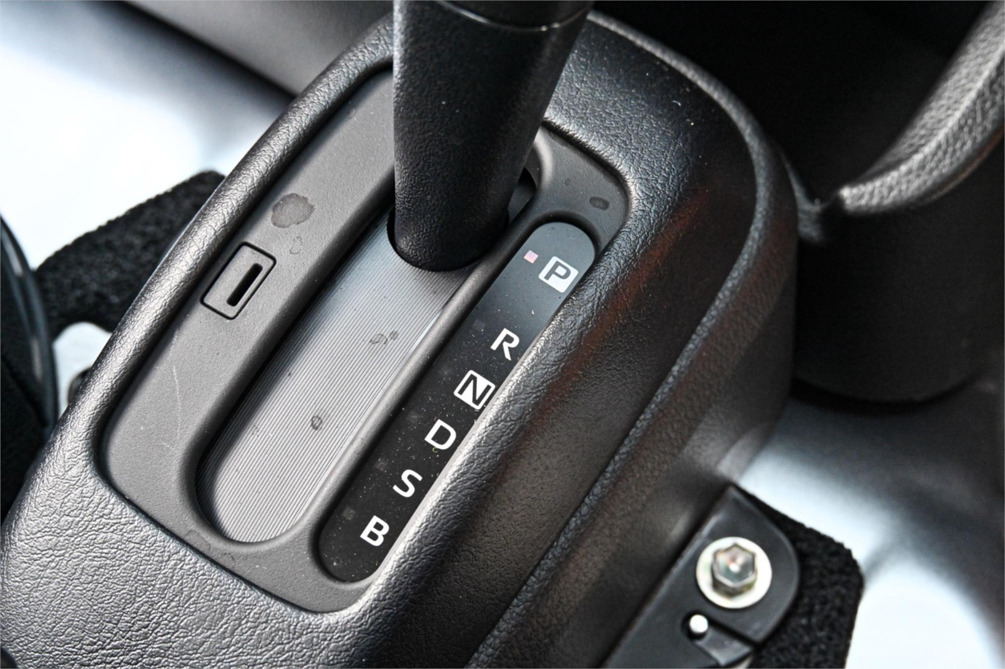 2024 DAIHATSU HI-JET AUTOMATIC 2D UTILITY
