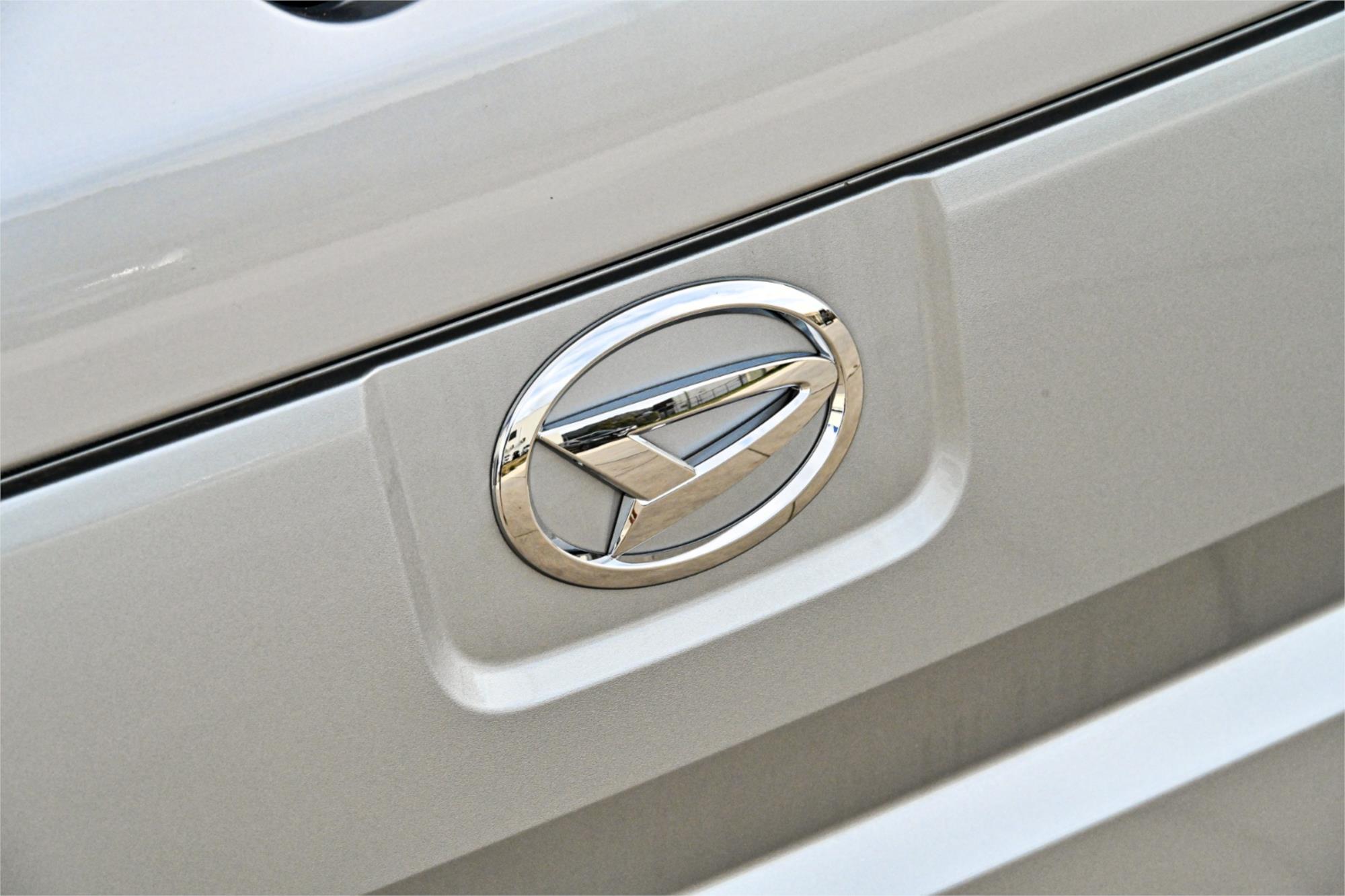 2024 DAIHATSU HI-JET AUTOMATIC 2D UTILITY