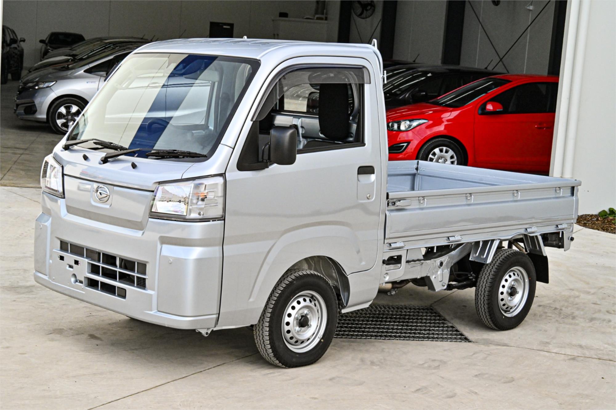 2024 DAIHATSU HI-JET AUTOMATIC 2D UTILITY