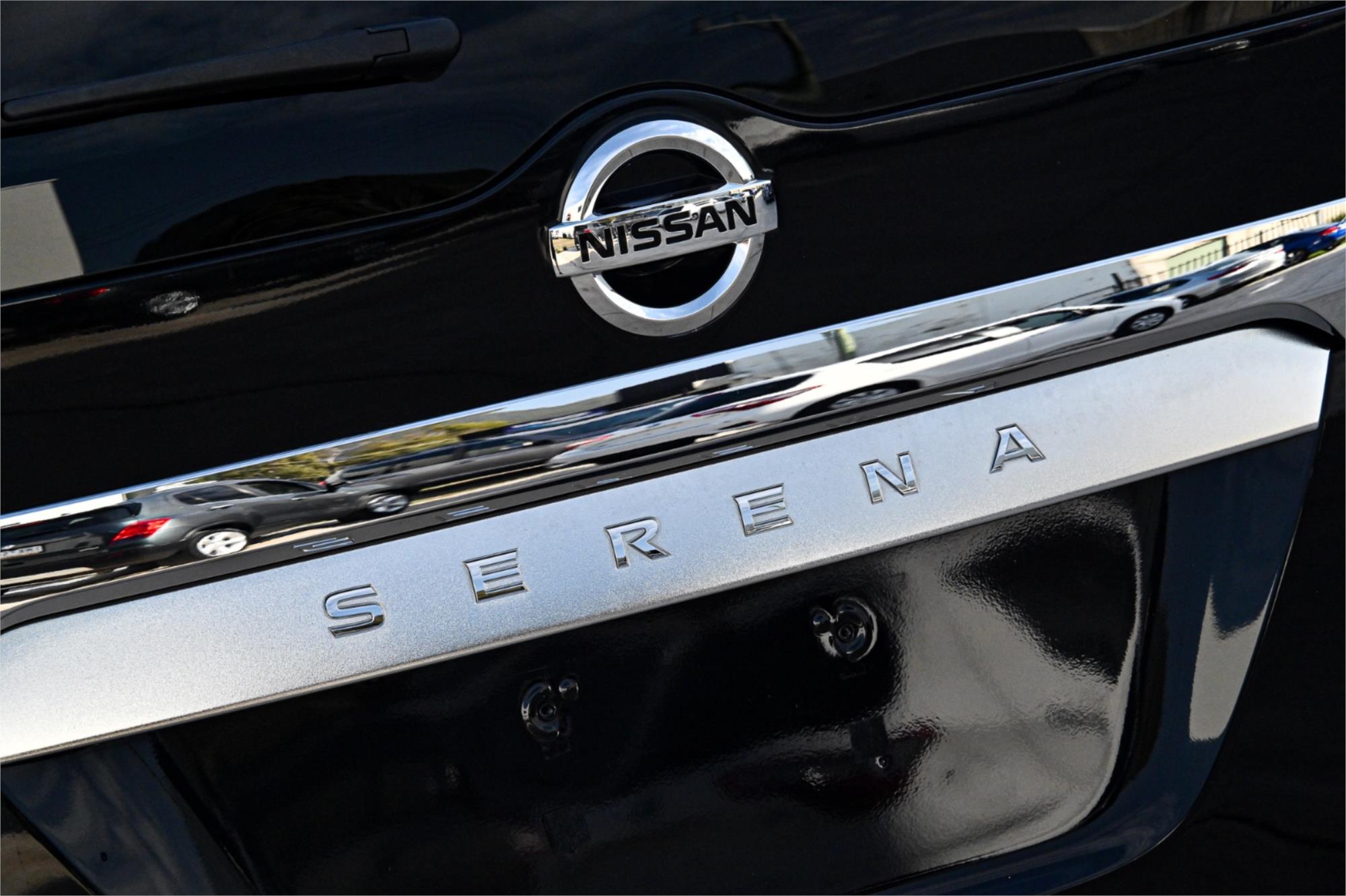 2017 NISSAN SERENA S-HYBRID AUTO WAGON