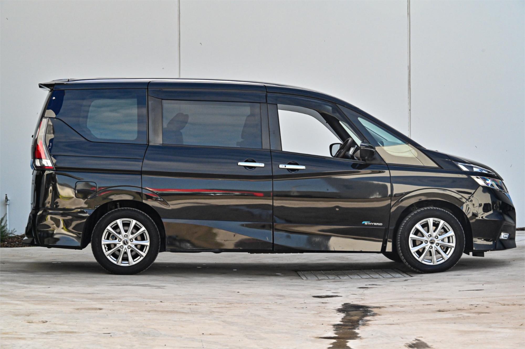 2017 NISSAN SERENA S-HYBRID AUTO WAGON