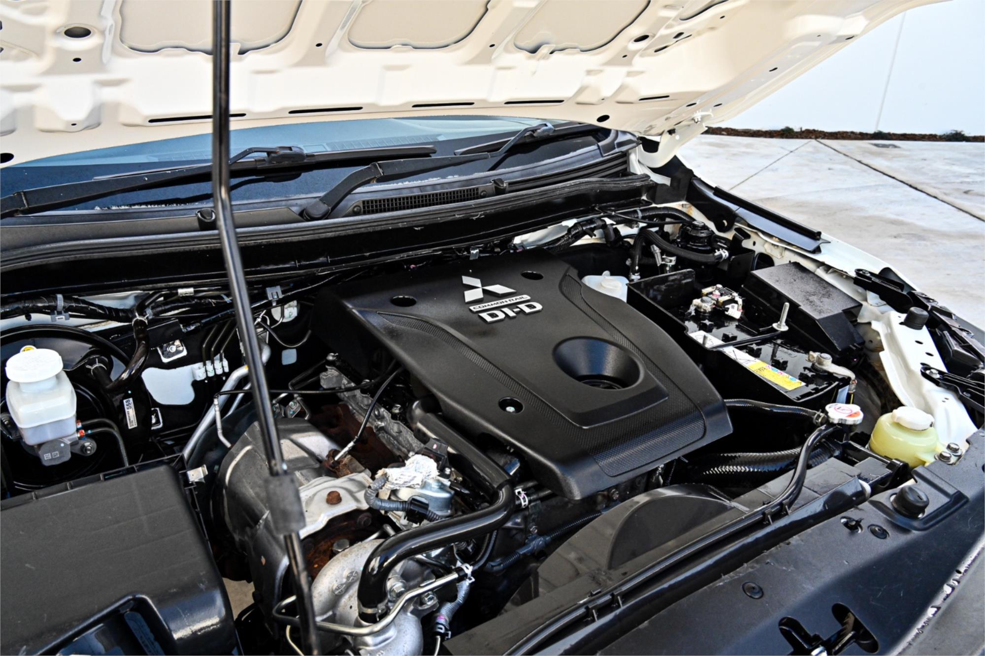 2019 MITSUBISHI TRITON MR GLX SPORTS AUTOMATIC CAB CHASSIS