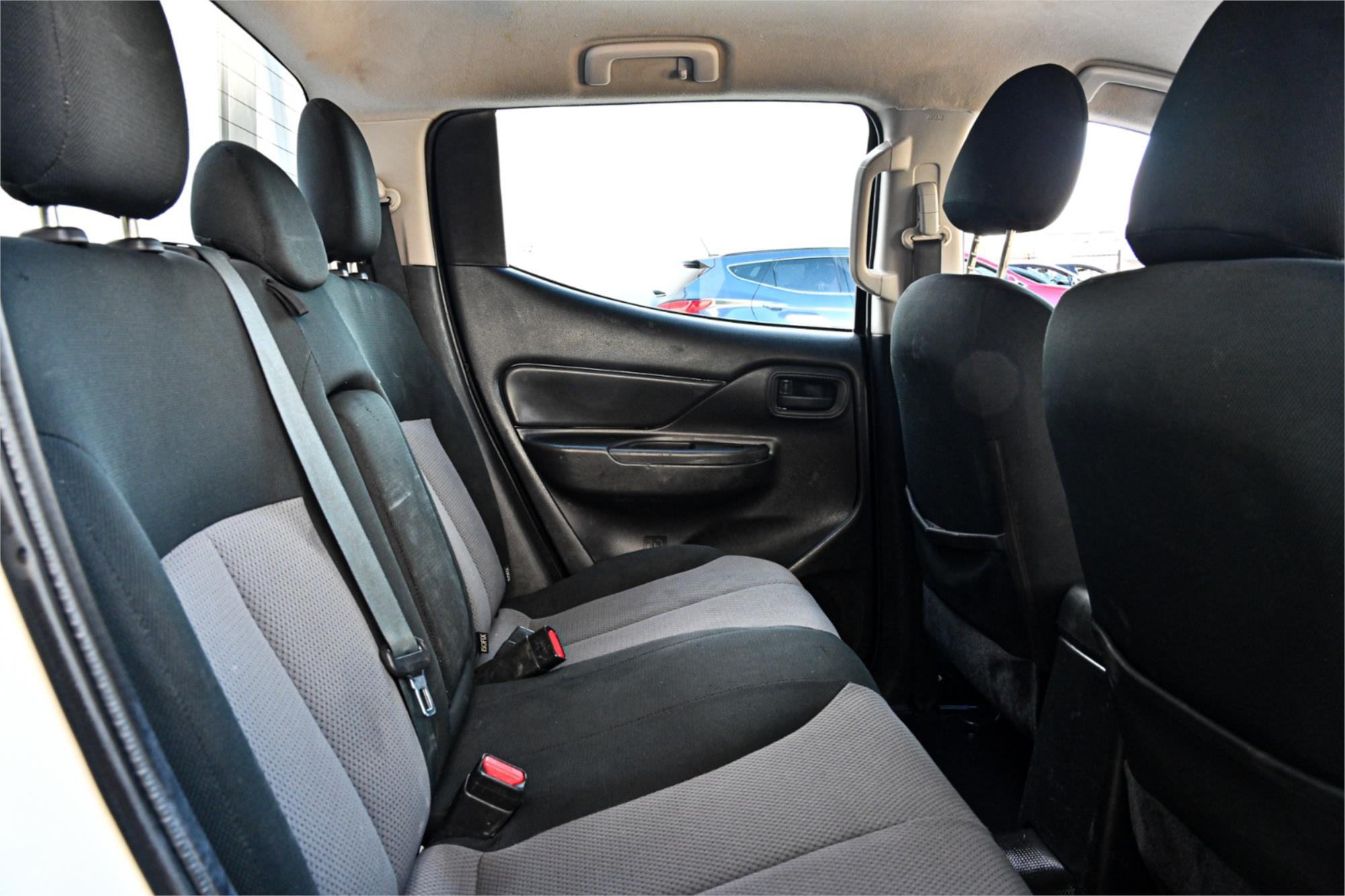 2019 MITSUBISHI TRITON MR GLX SPORTS AUTOMATIC CAB CHASSIS