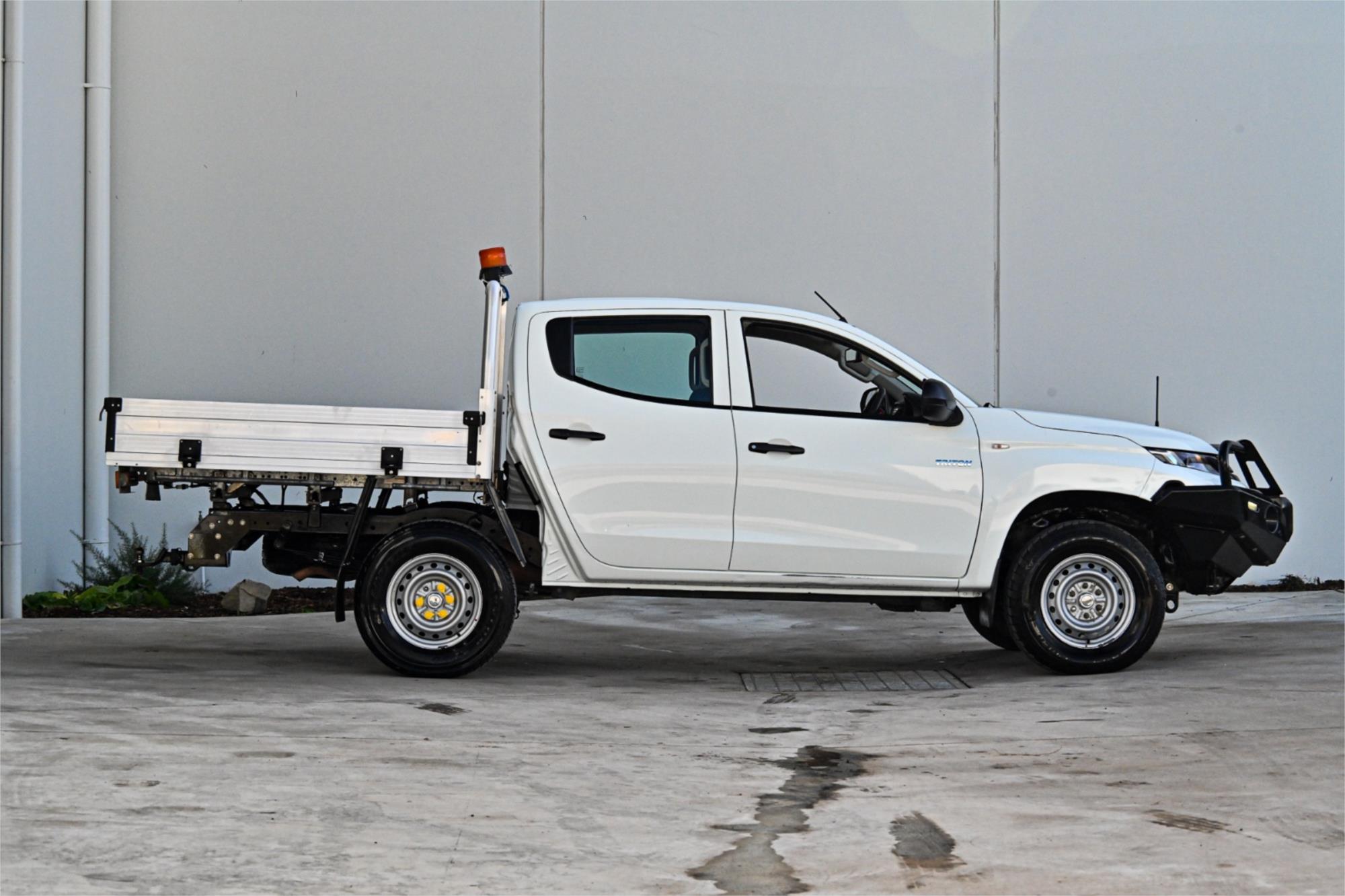 2019 MITSUBISHI TRITON MR GLX SPORTS AUTOMATIC CAB CHASSIS