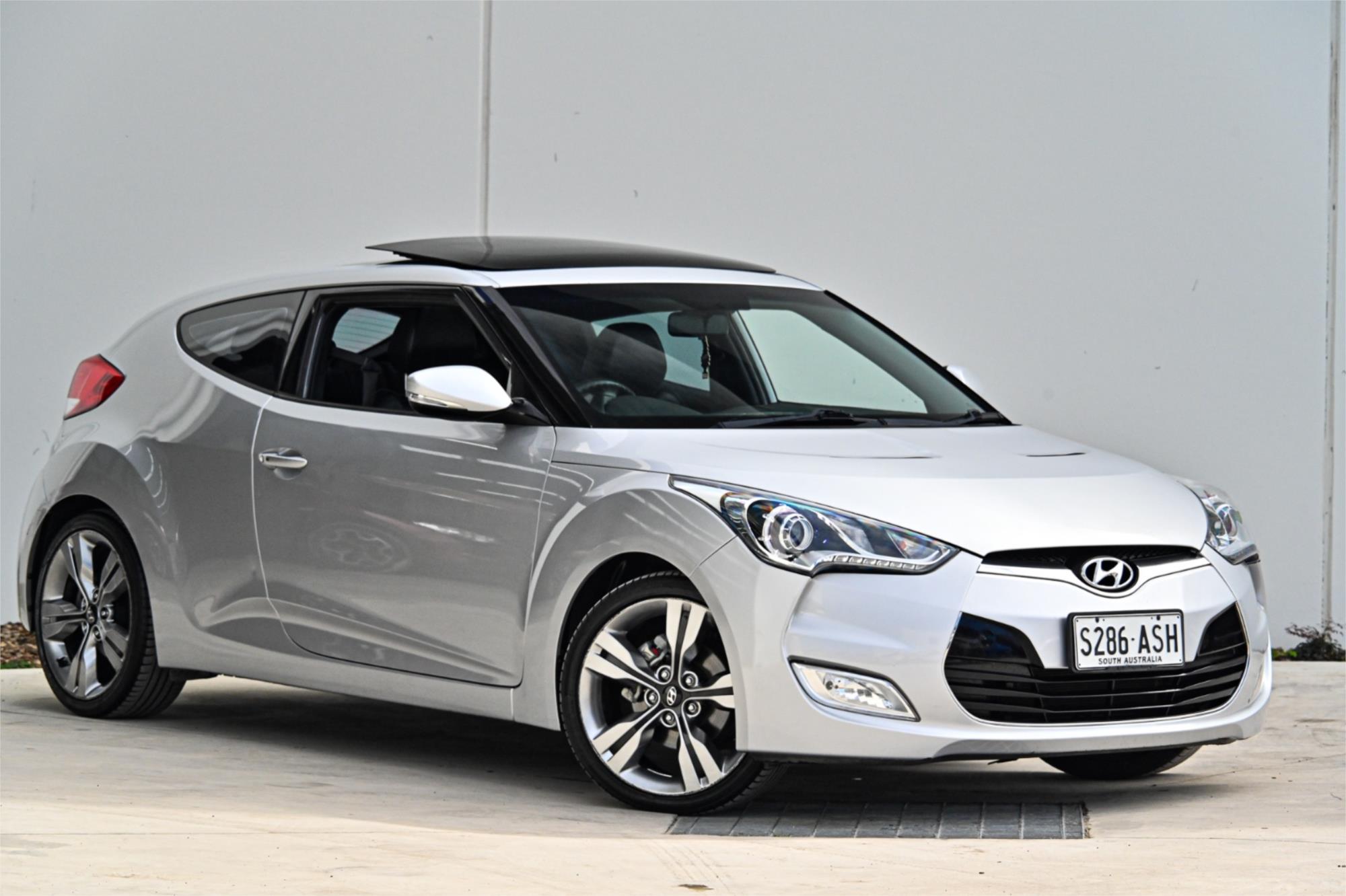 2011 HYUNDAI VELOSTER FS SPORTS AUTOMATIC HATCHBACK