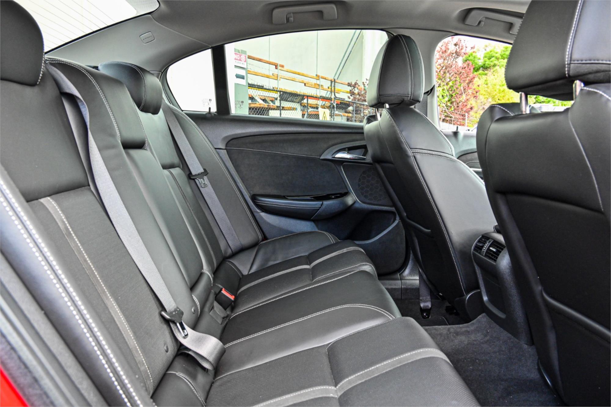 2016 HOLDEN COMMODORE VF II SS V SPORTS AUTOMATIC SEDAN