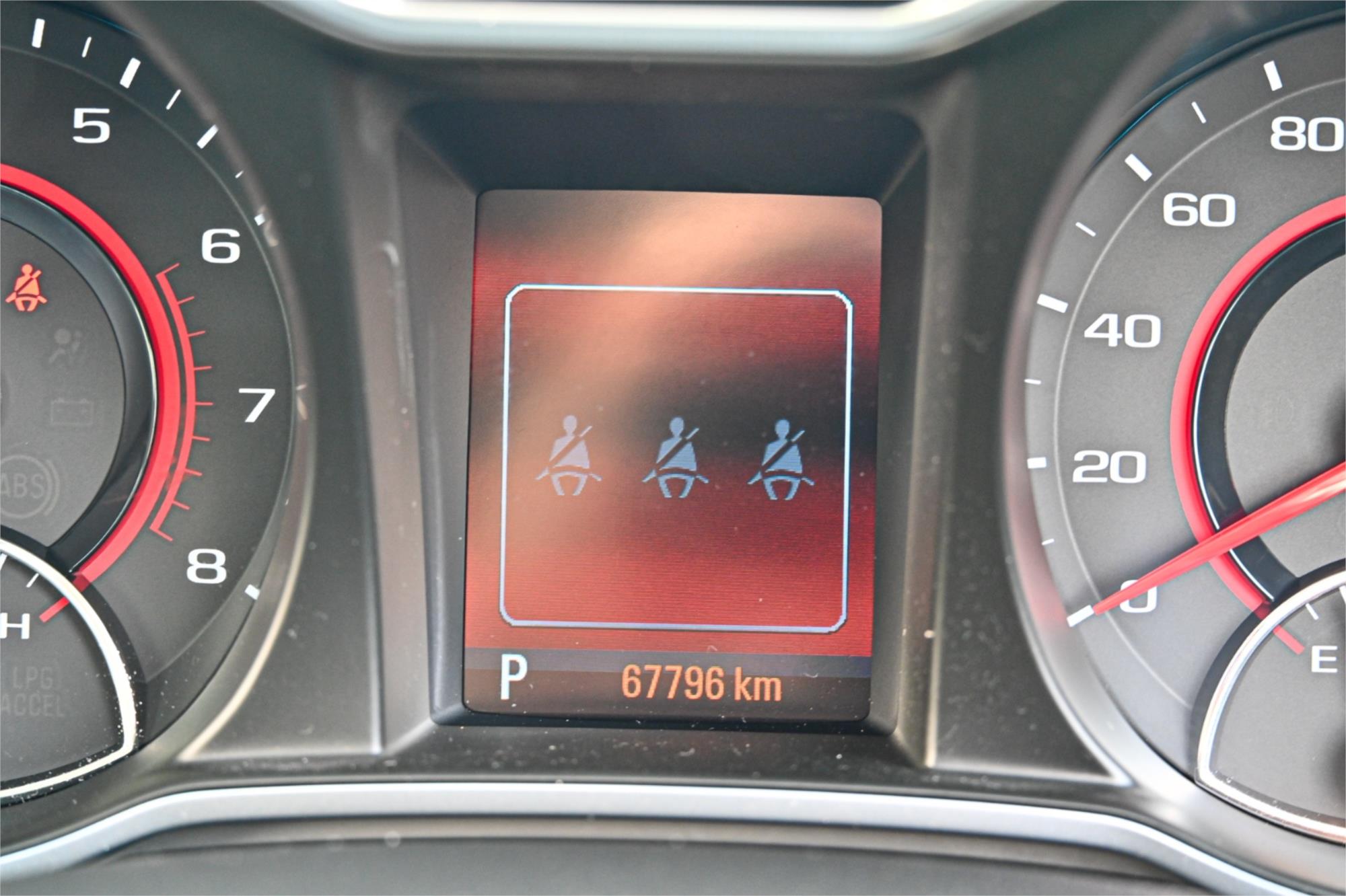 2016 HOLDEN COMMODORE VF II SS V SPORTS AUTOMATIC SEDAN