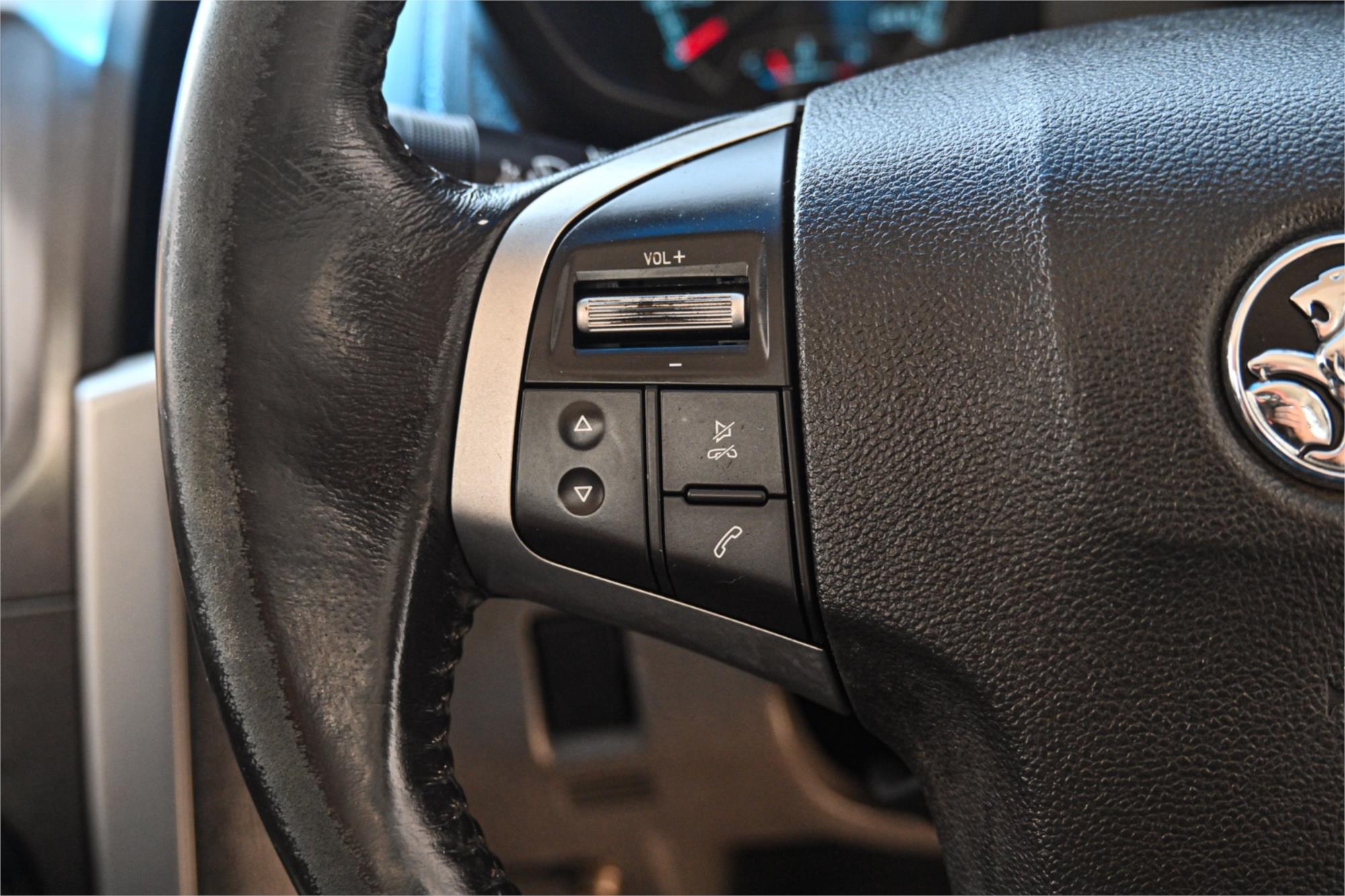 2015 HOLDEN COLORADO RG MY15 LS (4x2) 6 SP MANUAL C/CHAS