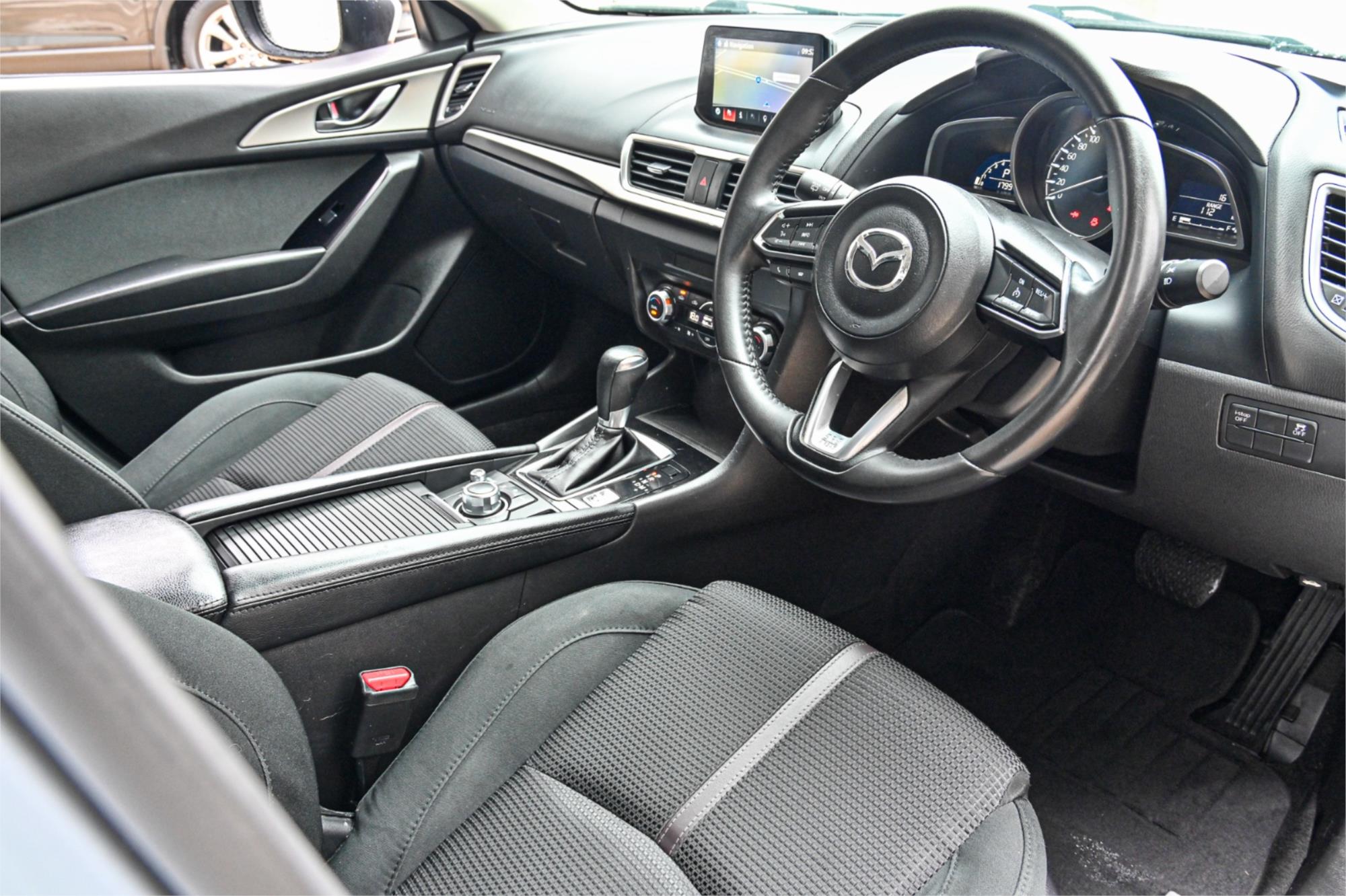 2016 MAZDA MAZDA3 BN MY17 SP25 6 SP AUTOMATIC 5D HATCHBACK