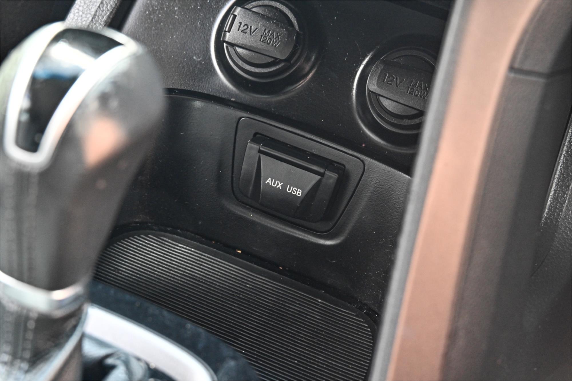 2015 HYUNDAI SANTA FE DM2