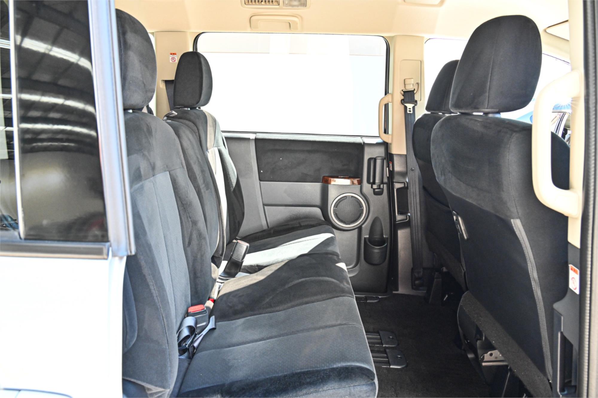 2010 MITSUBISHI DELICA D5 CONTINUOUS VARIABLE PEOPLE MOVER