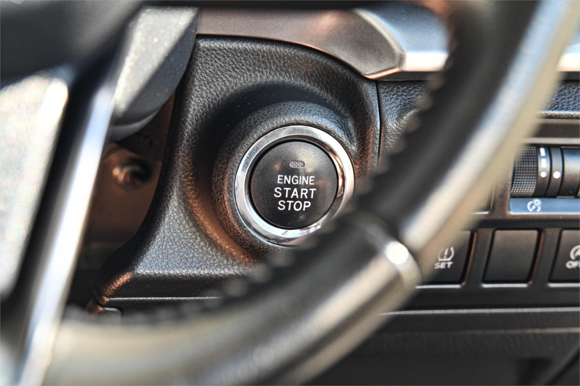 2019 SUBARU IMPREZA MY19 2.0i PREMIUM (AWD) CONTINUOUS VARIABLE 4D SEDAN
