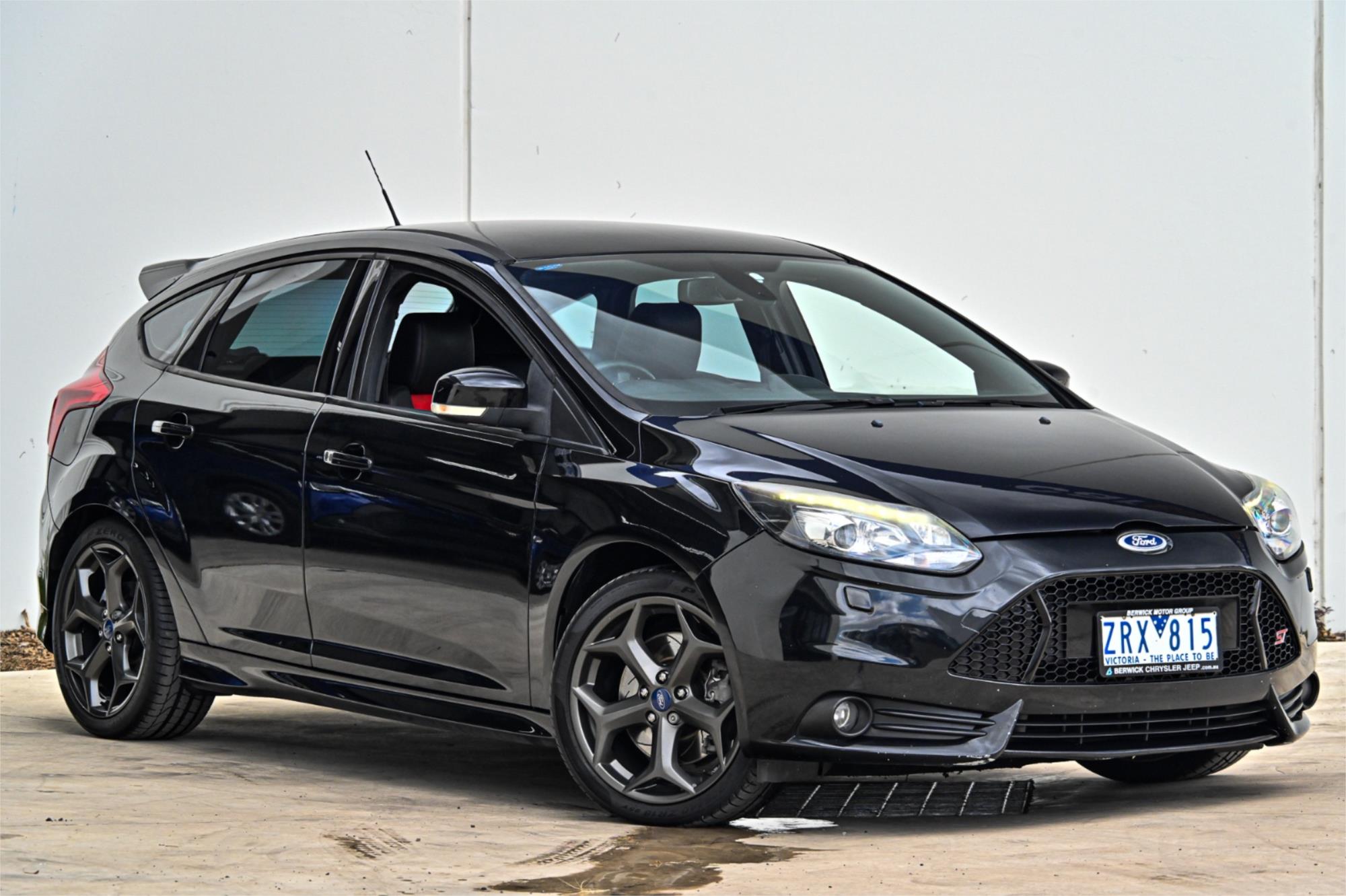 2013 FORD FOCUS LW MK2 ST 6 SP MANUAL 5D HATCHBACK