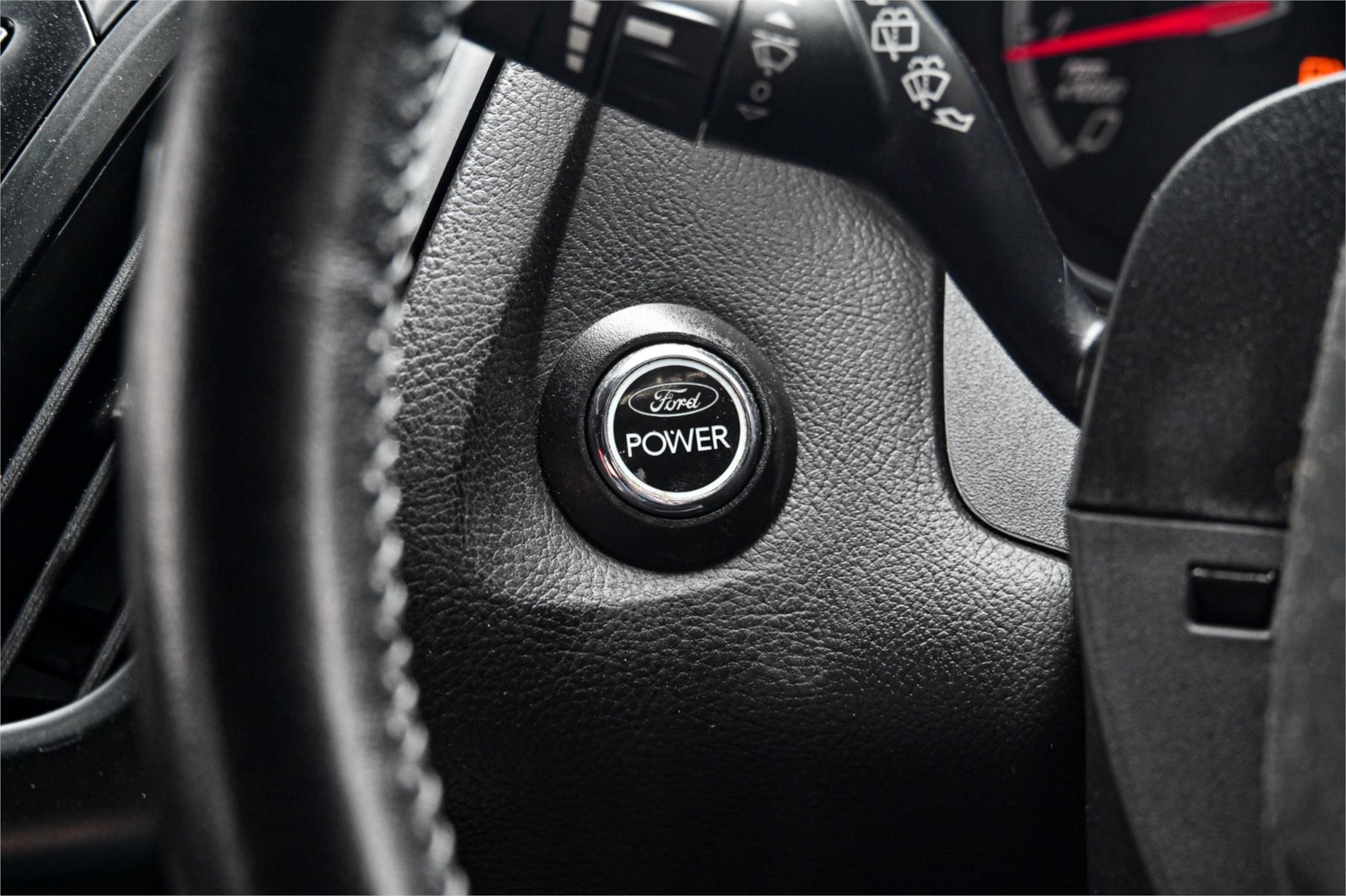 2013 FORD FOCUS LW MK2 ST 6 SP MANUAL 5D HATCHBACK
