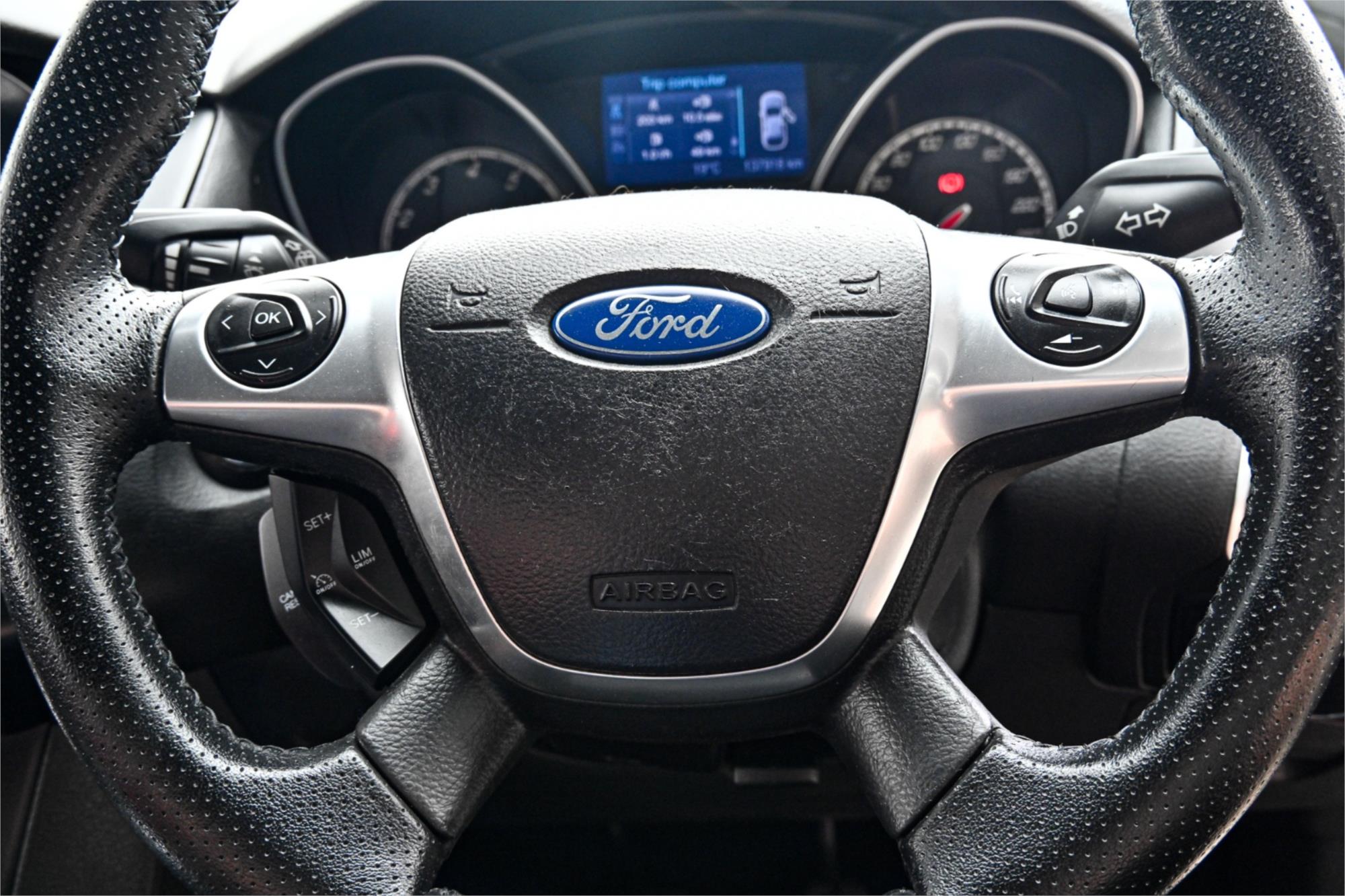 2013 FORD FOCUS LW MK2 ST 6 SP MANUAL 5D HATCHBACK