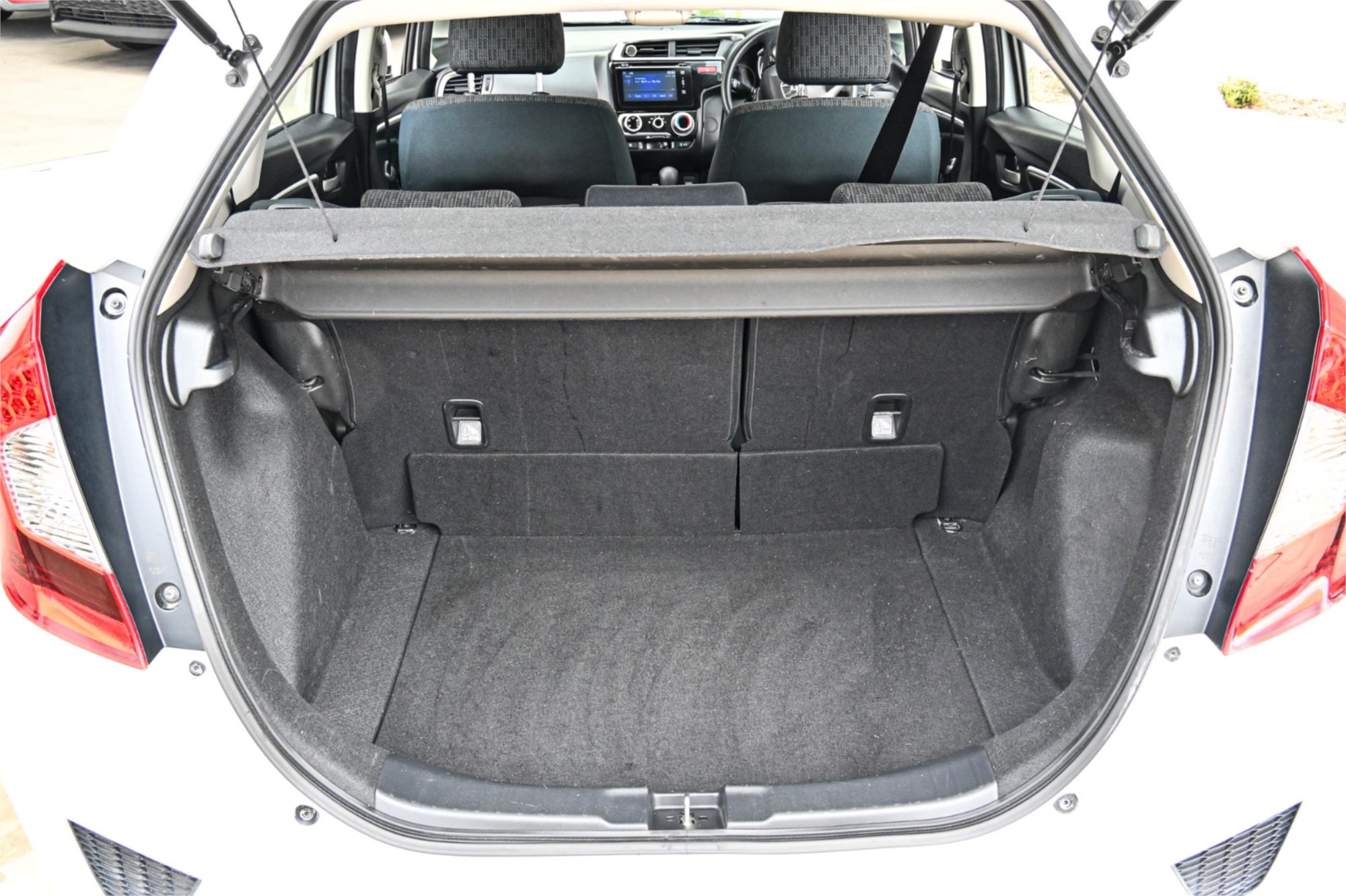2015 HONDA JAZZ GK MY16 VTi CONTINUOUS VARIABLE 5D HATCHBACK