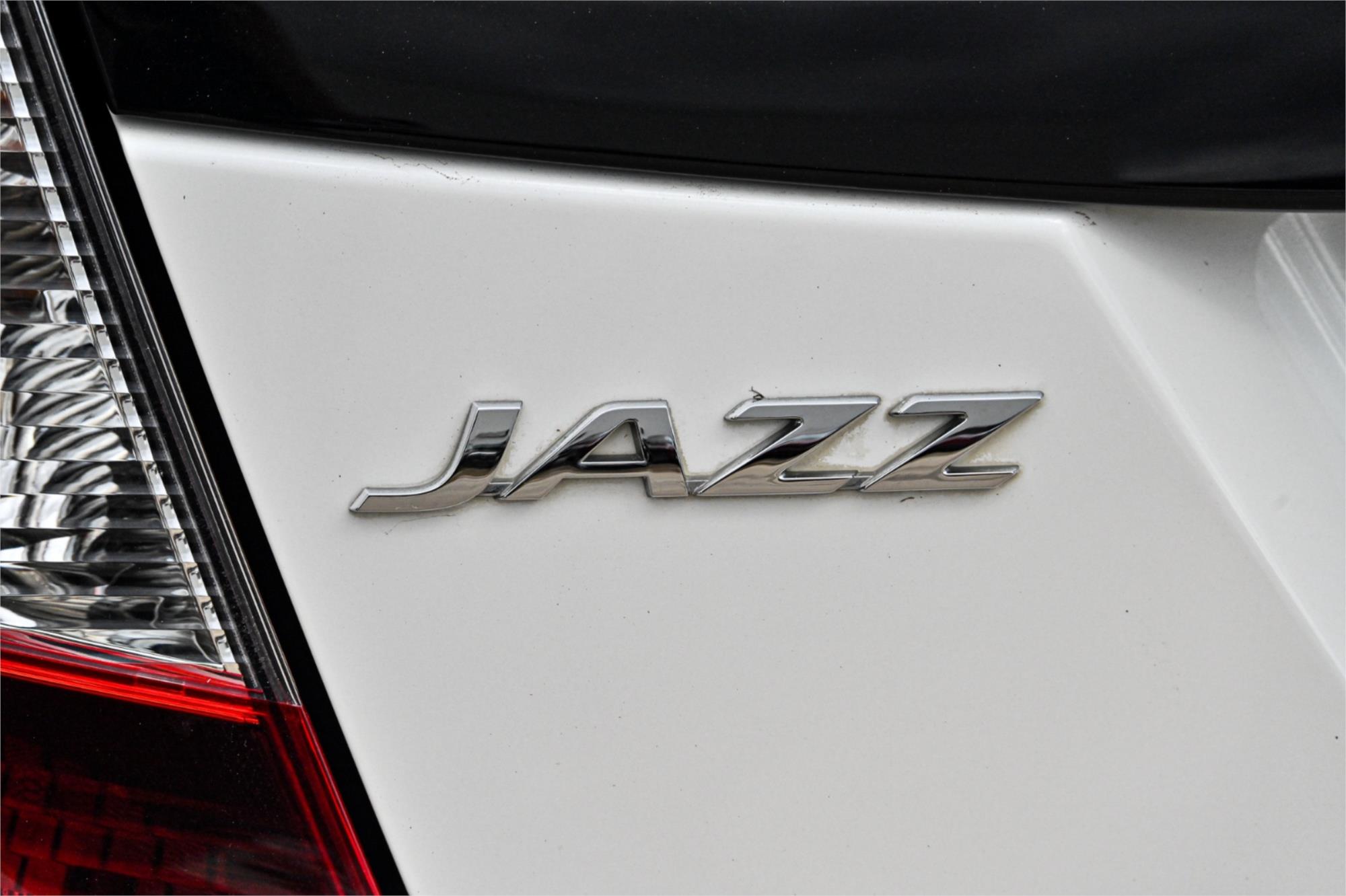 2015 HONDA JAZZ GK MY16 VTi CONTINUOUS VARIABLE 5D HATCHBACK