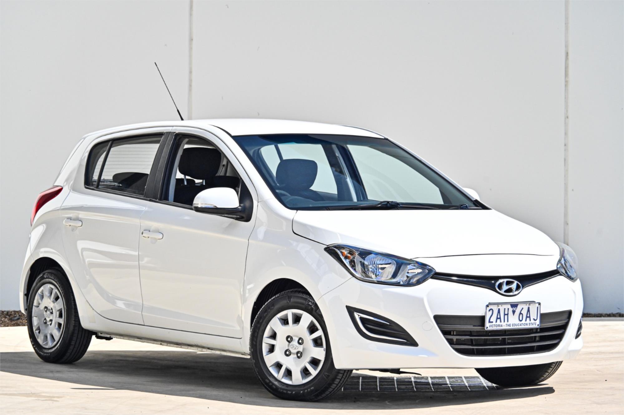 2013 HYUNDAI i20 PB MY12.5 ACTIVE 4 SP AUTOMATIC 3D HATCHBACK