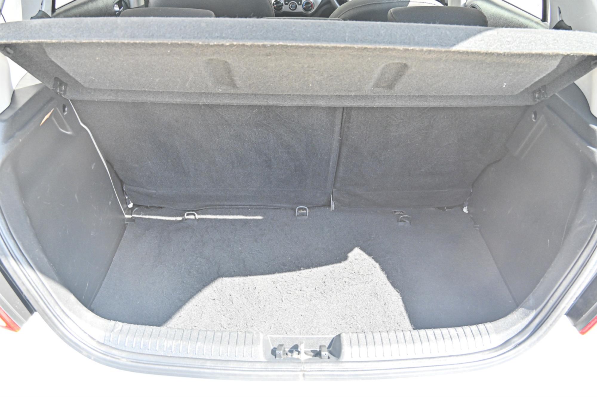 2013 HYUNDAI i20 PB MY12.5 ACTIVE 4 SP AUTOMATIC 3D HATCHBACK