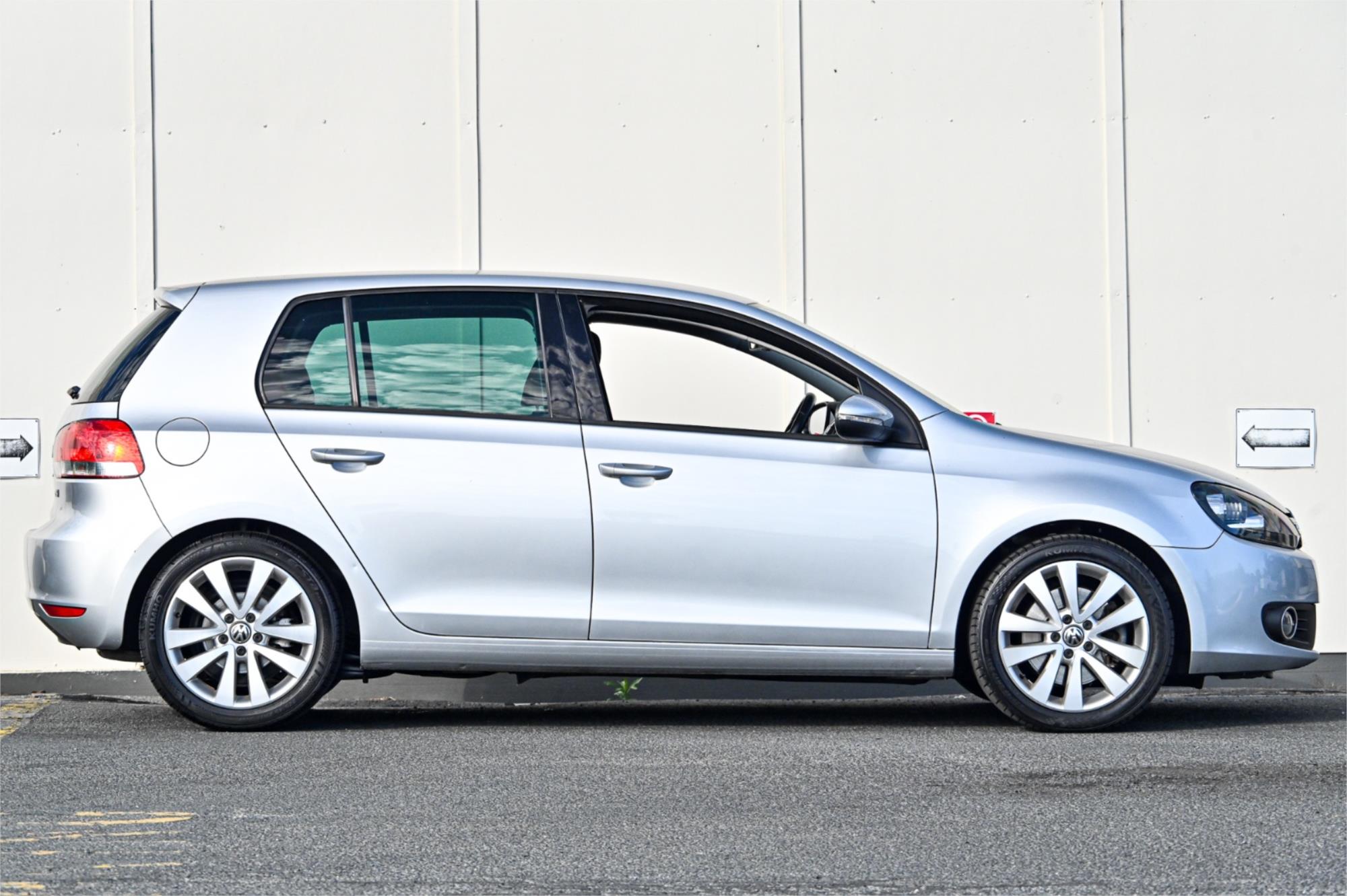 2011 VOLKSWAGEN GOLF 1K MY11 118 TSI COMFORTLINE 7 SP AUTO DIRECT SHIFT 5D HATCHBACK