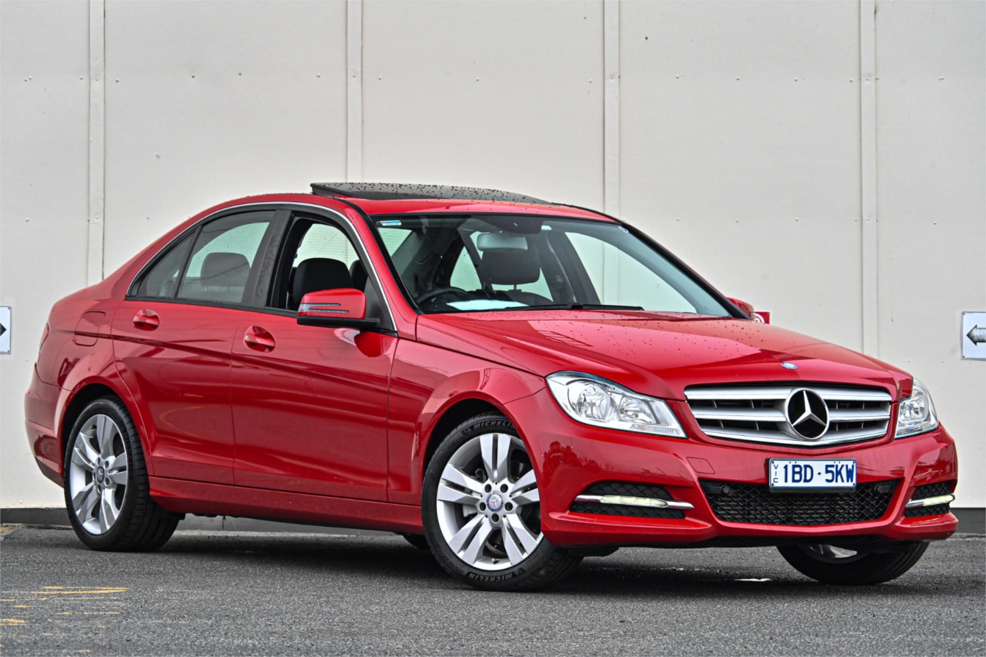 2013 MERCEDES-BENZ C200 W204 MY14 7 SP AUTOMATIC G-TRONIC 4D SEDAN