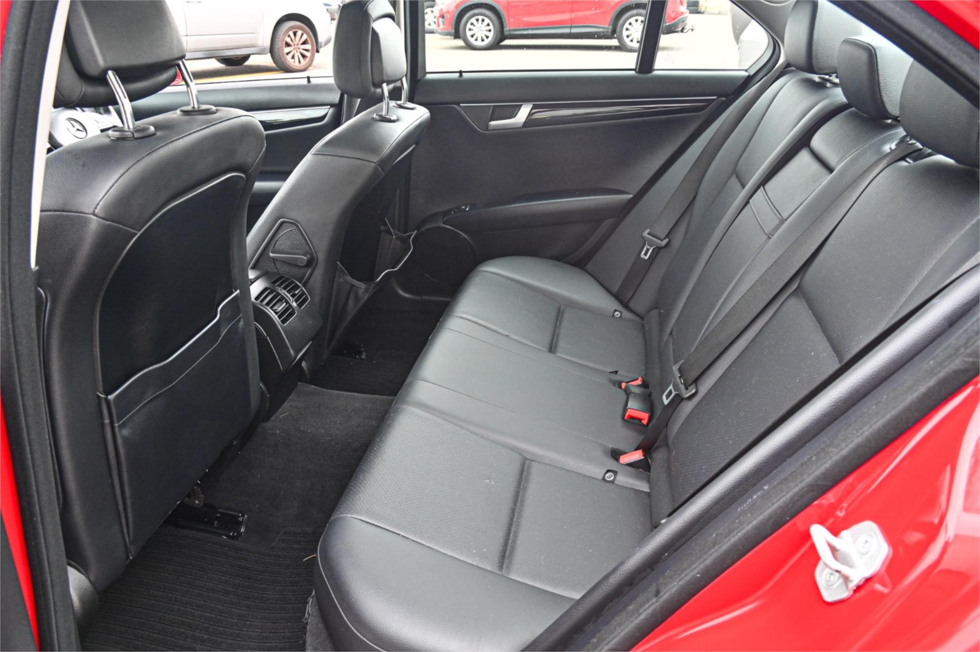 2013 MERCEDES-BENZ C200 W204 MY14 7 SP AUTOMATIC G-TRONIC 4D SEDAN