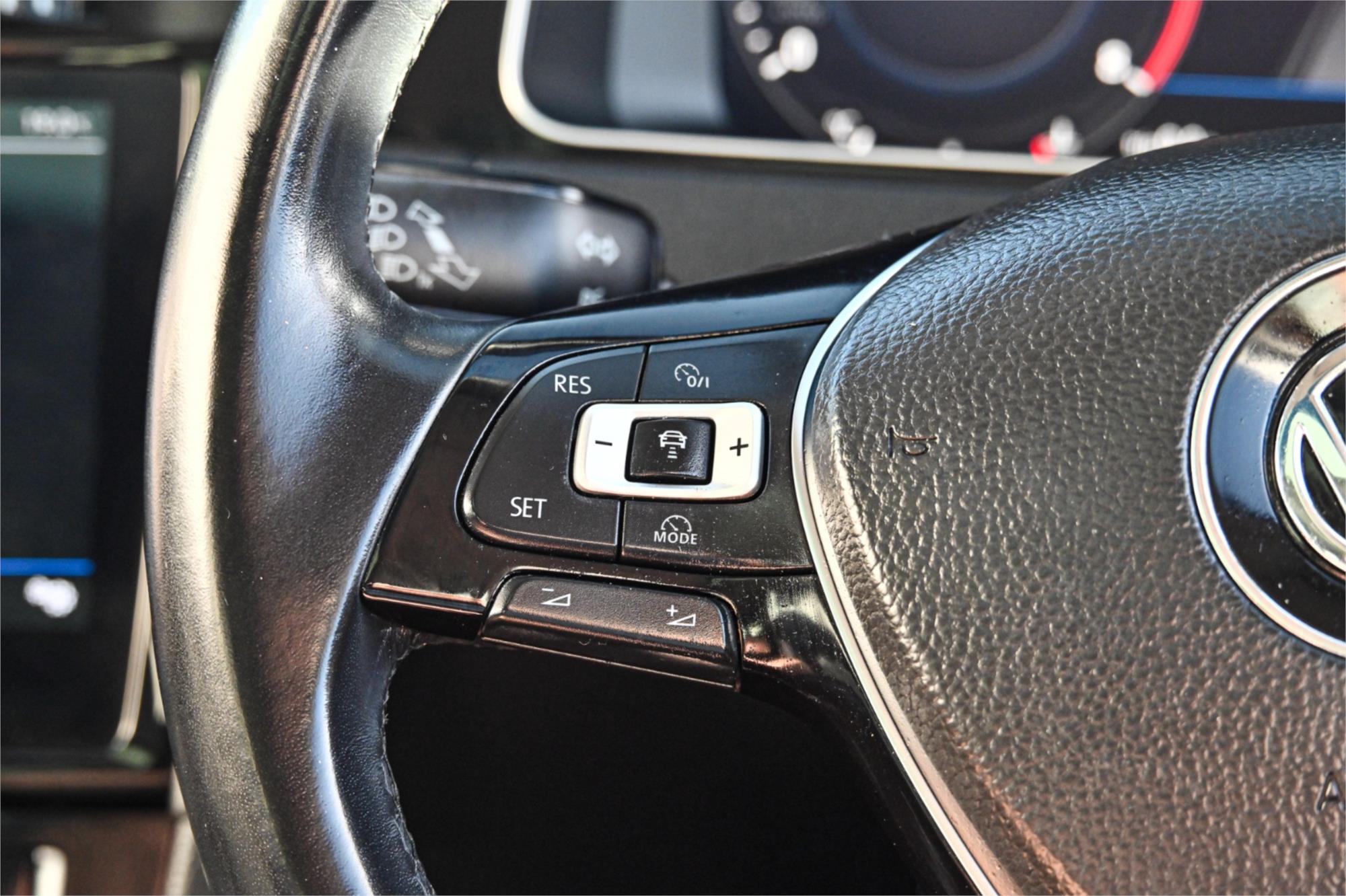 2017 VOLKSWAGEN GOLF 7.5