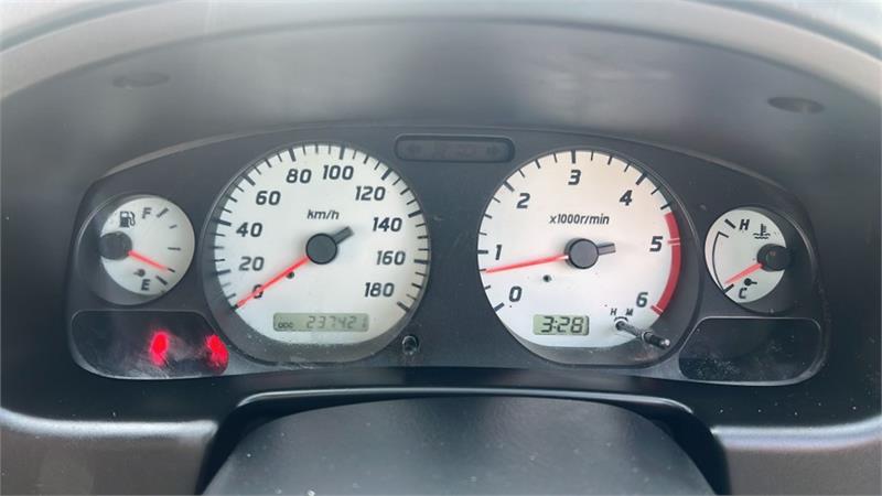 2006 NISSAN NAVARA D22 S2 ST-R MANUAL UTILITY