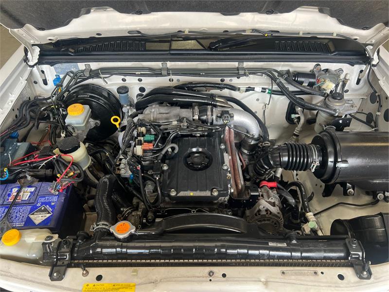 2006 NISSAN NAVARA D22 S2 ST-R MANUAL UTILITY