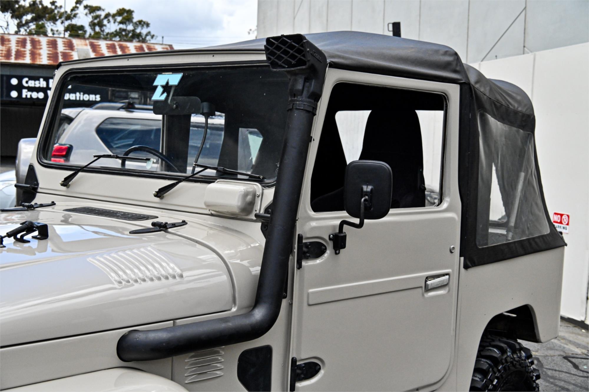 1975 TOYOTA LANDCRUISER FJ45 UTILITY