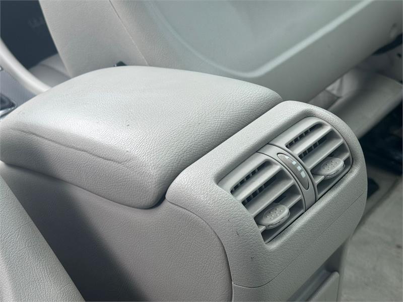 2001 MERCEDES-BENZ C-CLASS CL203 C200 KOMPRESSOR SPORTS AUTOMATIC COUPE