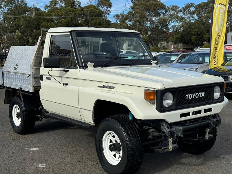 1987 TOYOTA LANDCRUISER FJ75RP MANUAL CAB CHASSIS