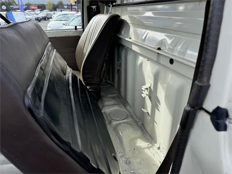 1987 TOYOTA LANDCRUISER FJ75RP MANUAL CAB CHASSIS