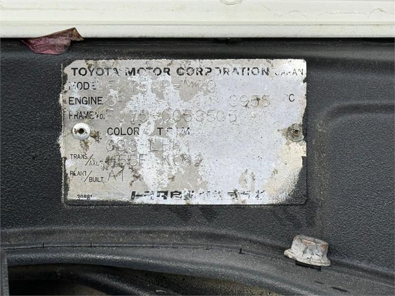 1987 TOYOTA LANDCRUISER FJ75RP MANUAL CAB CHASSIS