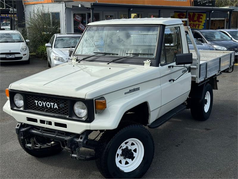 1987 TOYOTA LANDCRUISER FJ75RP MANUAL CAB CHASSIS
