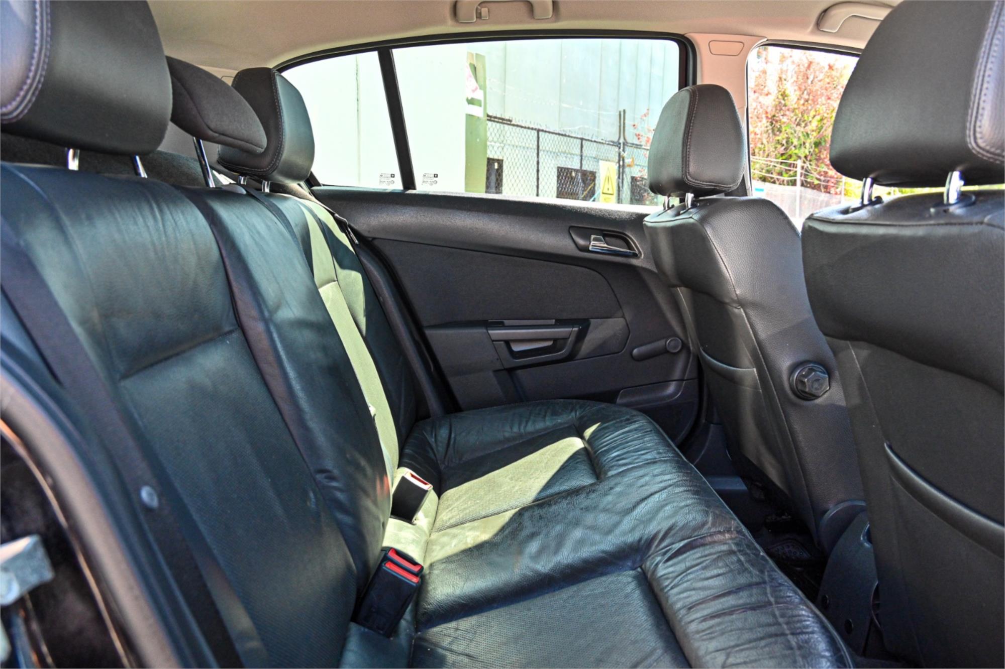 2008 HOLDEN ASTRA AH MY08 CD 4 SP AUTOMATIC 5D HATCHBACK