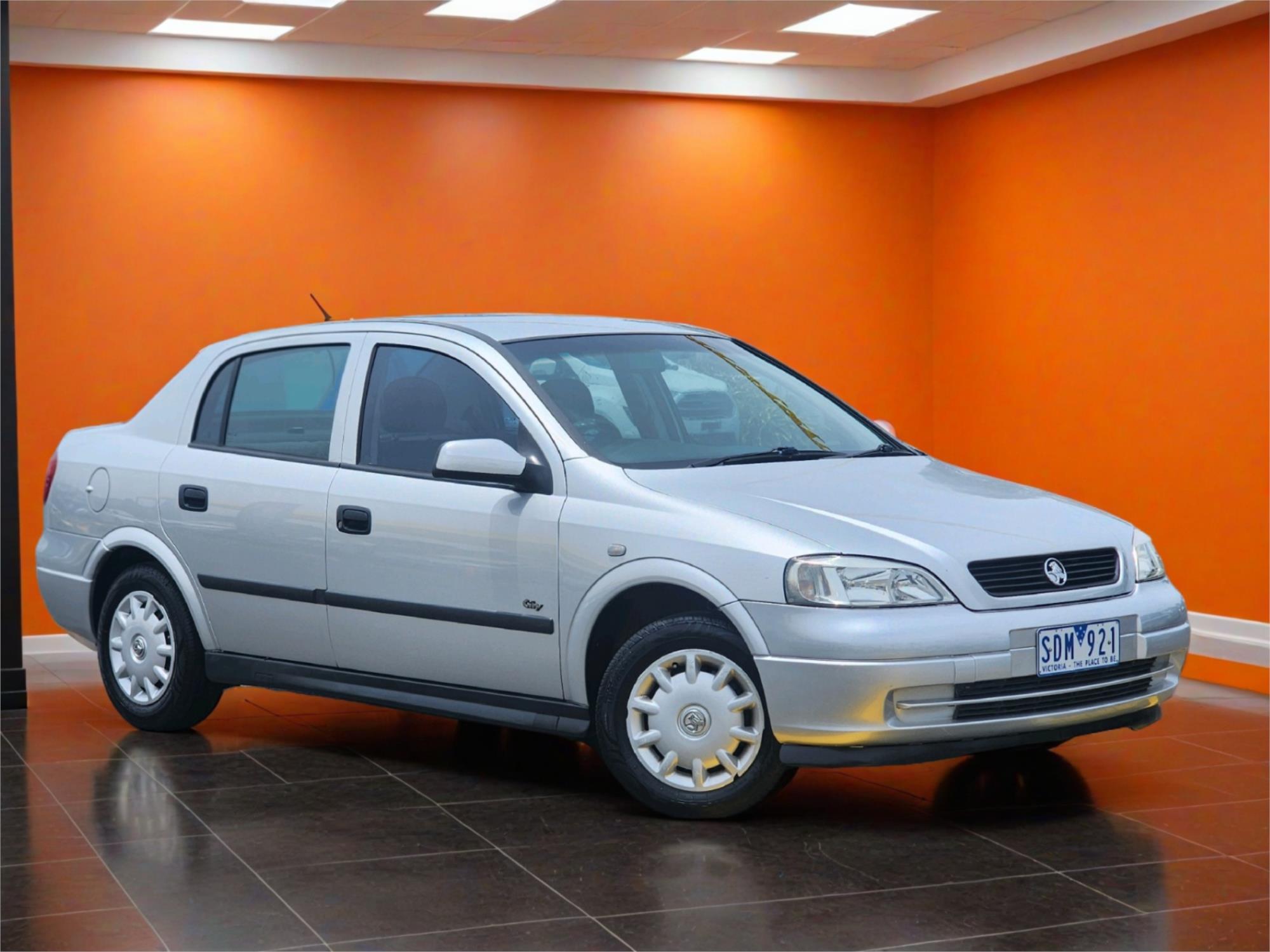 2002 HOLDEN ASTRA TS EQUIPE 4 SP AUTOMATIC 4D SEDAN