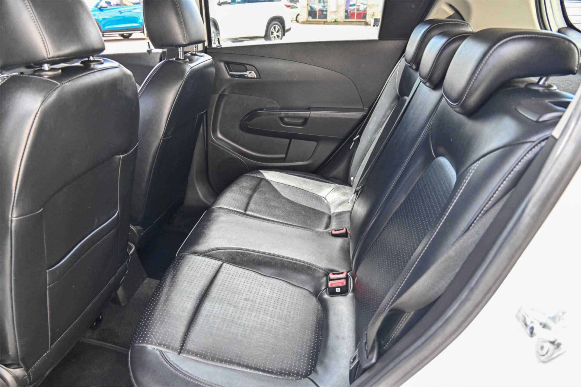 2013 HOLDEN BARINA TM MY13 CDX 6 SP AUTOMATIC 5D HATCHBACK