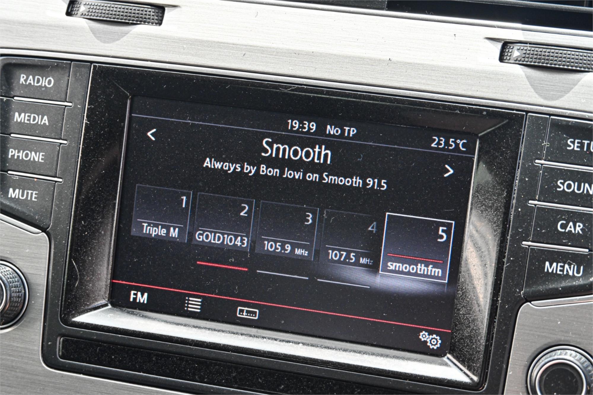 2014 VOLKSWAGEN GOLF AU MY14 90 TSI 7 SP AUTO DIRECT SHIFT 5D HATCHBACK