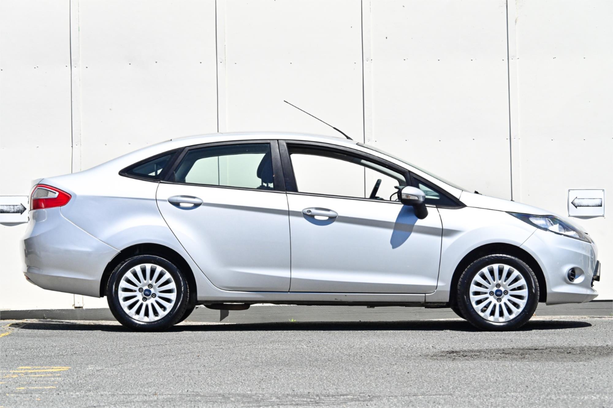 2010 FORD FIESTA WT LX 6 SP AUTOMATIC 4D SEDAN