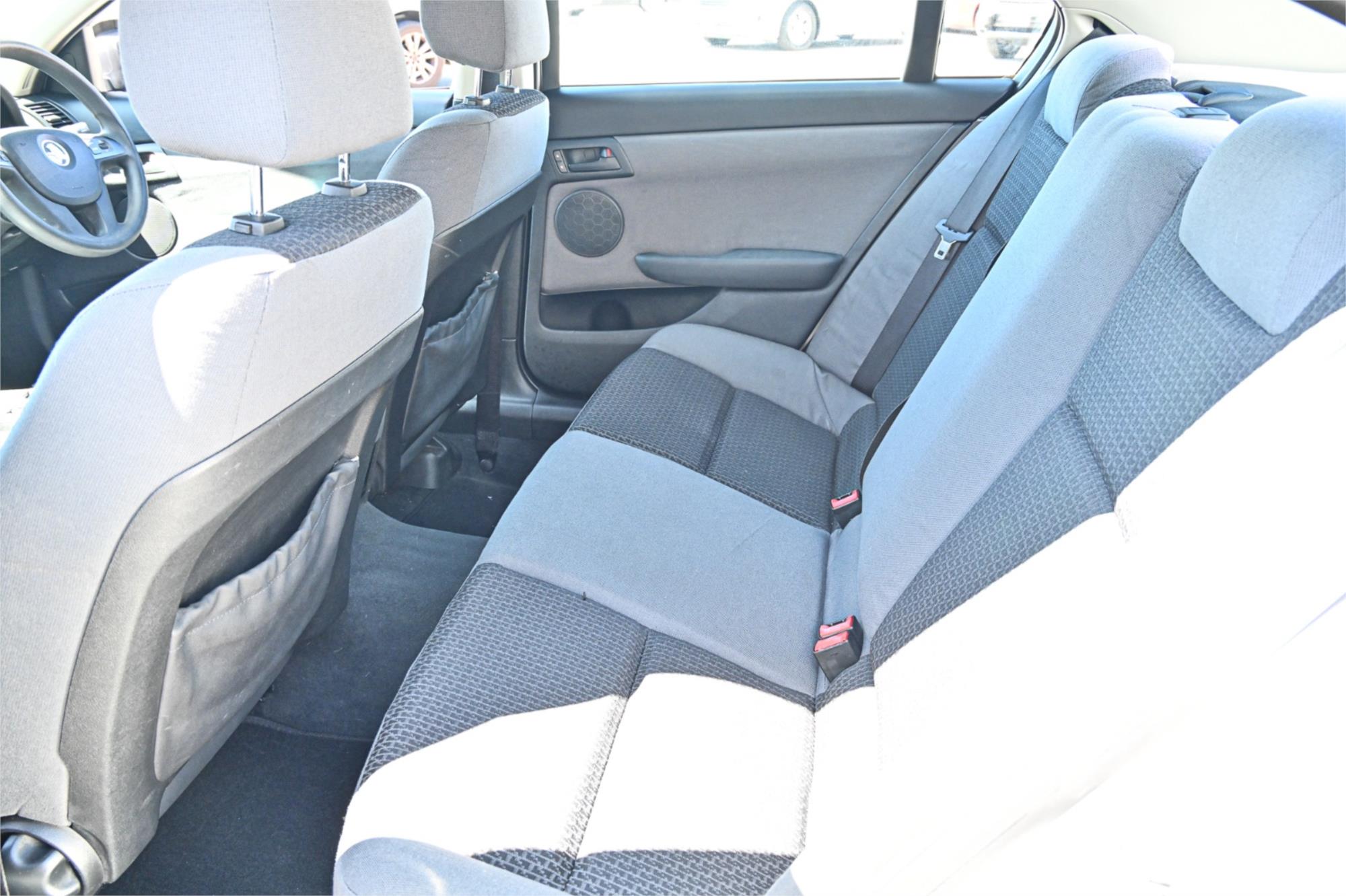 2006 HOLDEN COMMODORE VE SV6 5 SP AUTOMATIC 4D SEDAN