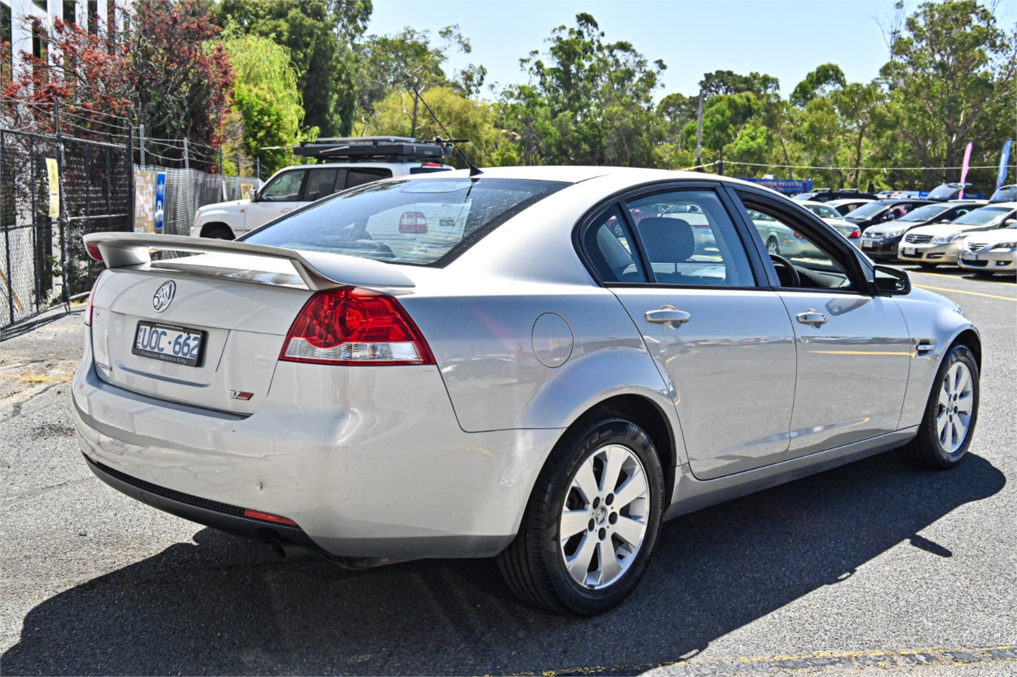 2006 HOLDEN COMMODORE VE SV6 5 SP AUTOMATIC 4D SEDAN