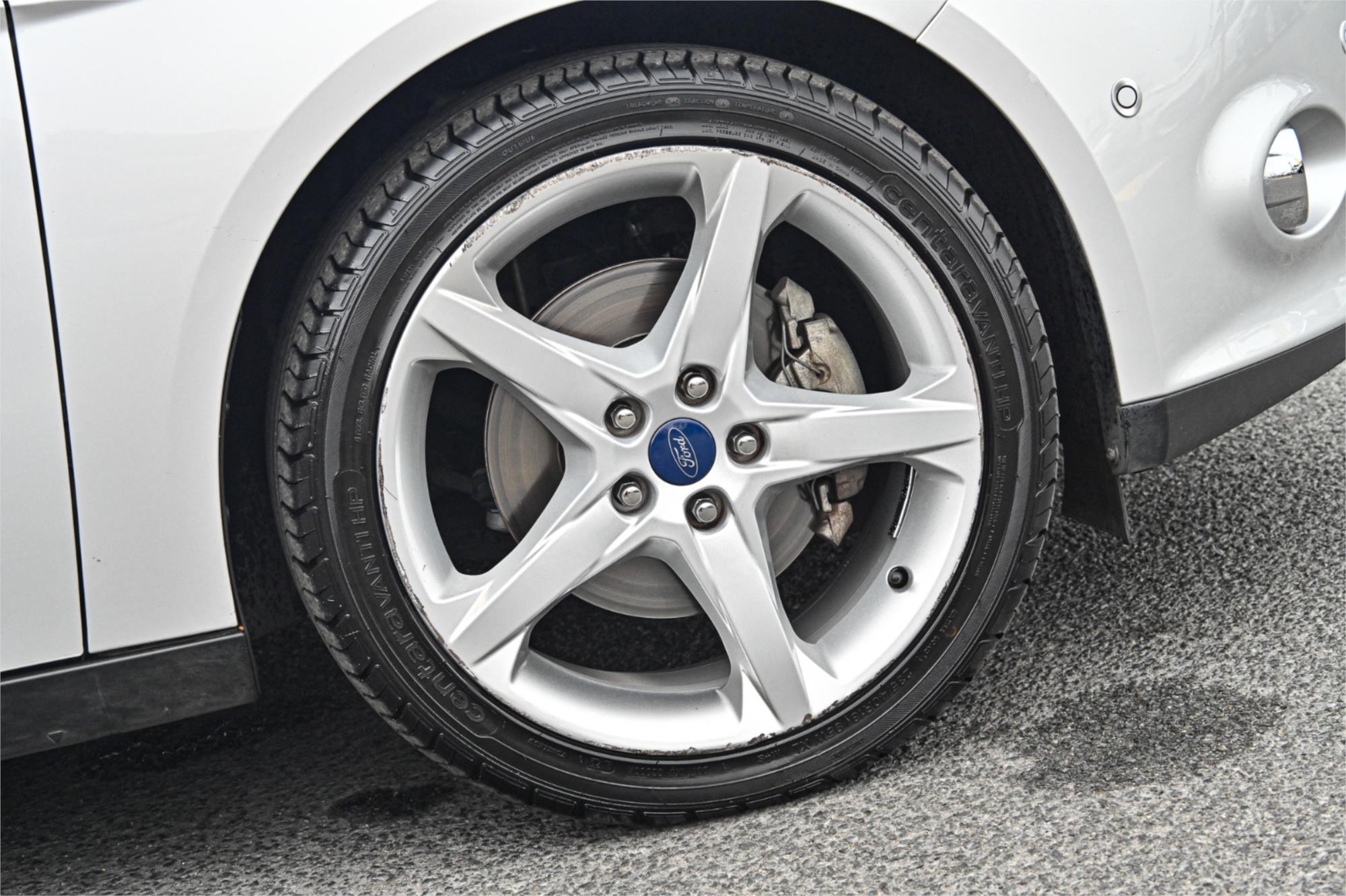 2011 FORD FOCUS LW TITANIUM 6 SP AUTOMATIC 4D SEDAN