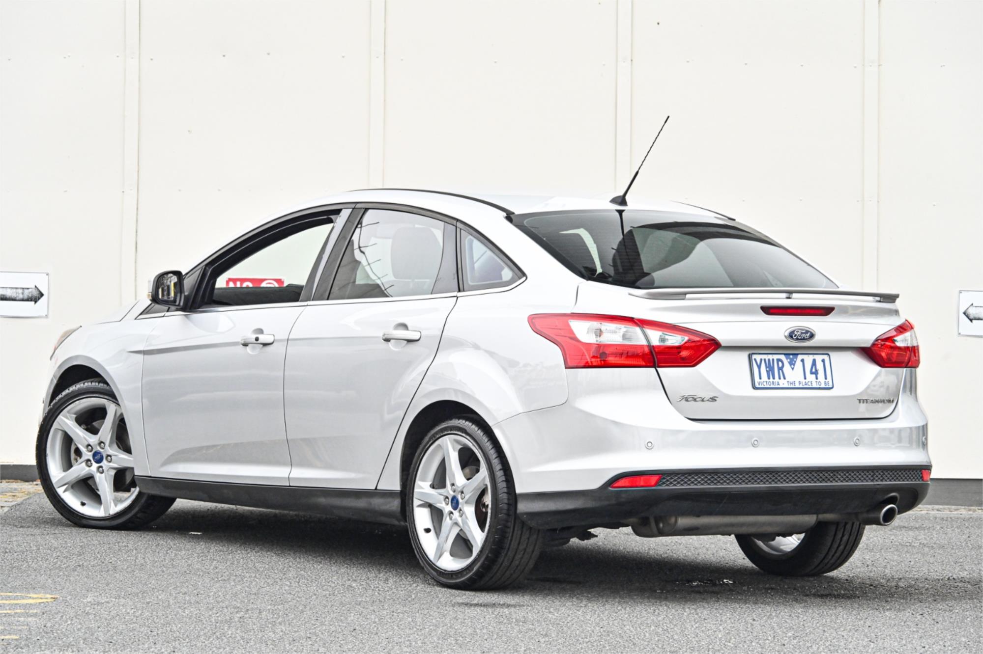 2011 FORD FOCUS LW TITANIUM 6 SP AUTOMATIC 4D SEDAN