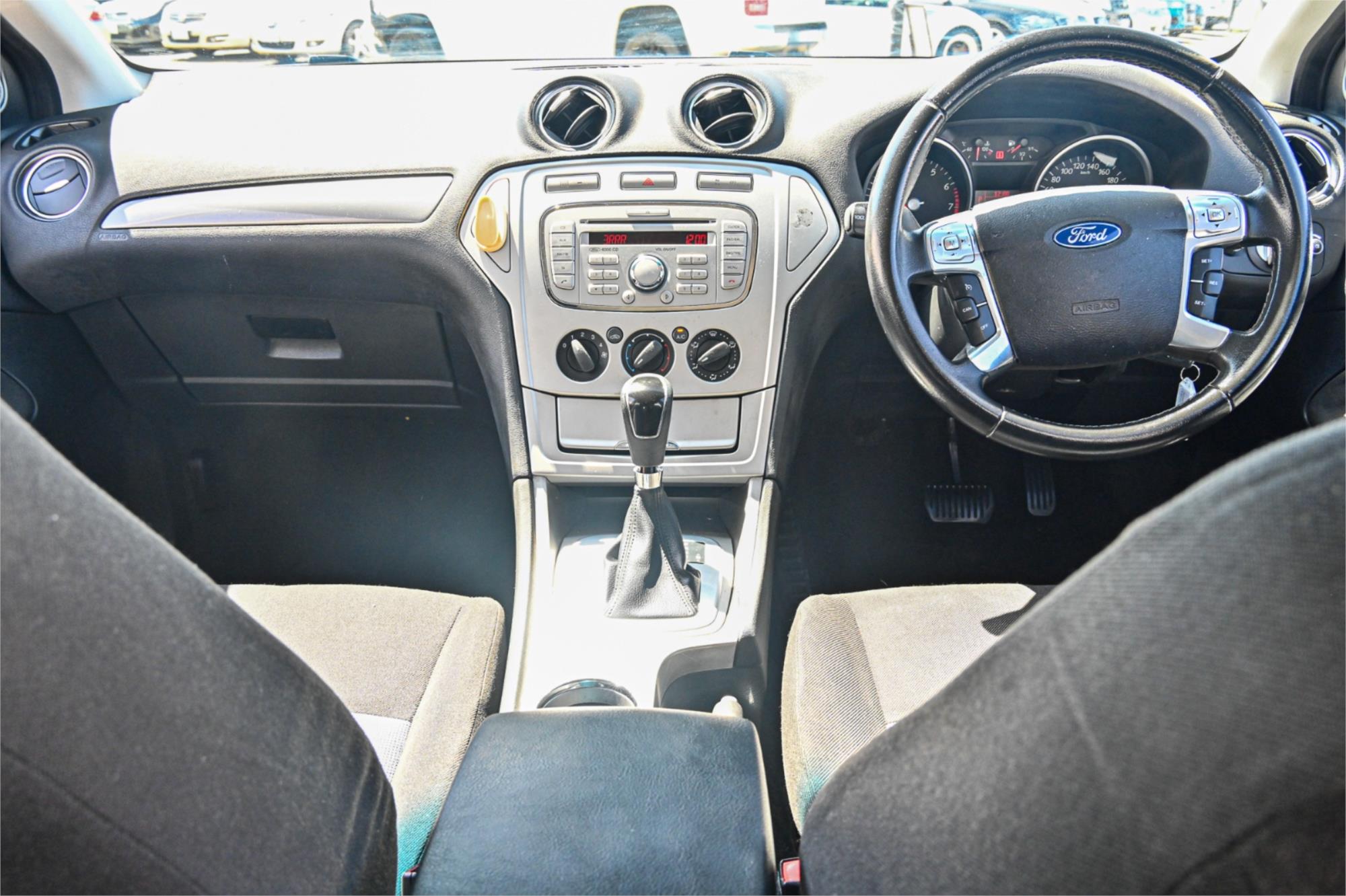 2010 FORD MONDEO MB LX 6 SP AUTOMATIC 5D HATCHBACK