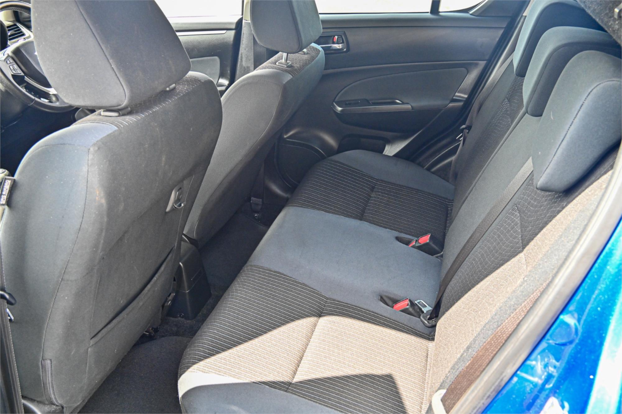 2014 SUZUKI SWIFT FZ MY13 GL 5 SP MANUAL 5D HATCHBACK